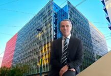 Μινιόν: Έρχονται κατοικίες στην Ομόνοια και νέος ιδιοκτήτης Μινιόν: Έρχονται κατοικίες στην Ομόνοια και νέος ιδιοκτήτηςv