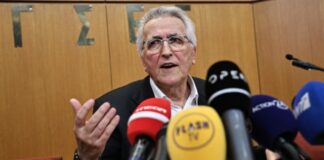 ΠΑΣΟΚ: Στελέχη ζητούν νέα «ΠΑΣΚΕ» – Ασχολία κατά Παναγόπουλου στο Συνέδριο