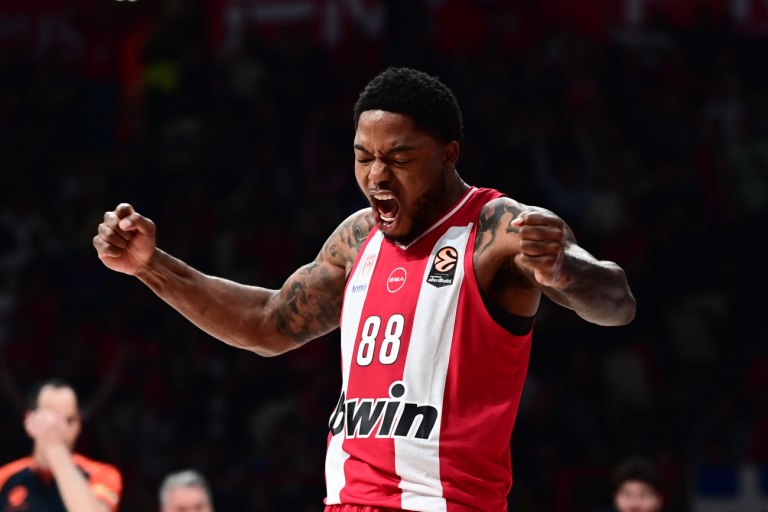 b1a3cd04-dc9e-45a2-abf9-001f21d95913.jpg