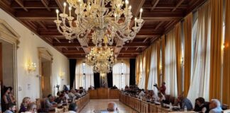 Δήμος Ηρακλείου: Ψήφισμα στήριξης στους εργαζόμενους κοινωνικών δομών