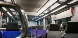 Τραγικό ατύχημα στην Πάτρα: Τρένο συγκρούστηκε με σταθμευμένο αυτοκίνητο