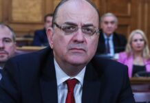 Παραίτηση Λαζαρίδη: Το παρασκήνιο πίσω από την απόφαση για το «πτυχίο»