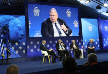 Βενιζέλος: «Αναγκαία» η ανανέωση θητείας εισαγγελέων – «Άτεχνος» ο κυβερνητικός λόγος