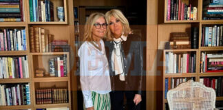 Μαρέβα Γκραμπόφσκι – Μπριζίτ Μακρόν: Ζεστή συνάντηση, γεύμα & δώρο από το Παρίσι