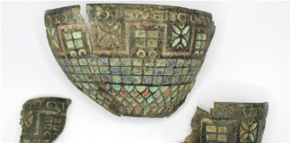 Σπάνιο Κύπελλο 2.000 ετών με το Τείχος του Αδριανού: Σημαντικό αρχαιολογικό εύρημα