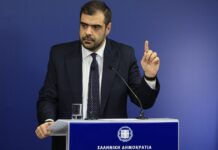 Πόλεμος δηλώσεων: Μαρινάκης αποκρούει κατηγορίες Ανδρουλάκη για "ντιλάρισμα"