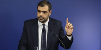 Πόλεμος δηλώσεων: Μαρινάκης αποκρούει κατηγορίες Ανδρουλάκη για "ντιλάρισμα"