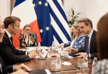 Δείπνο Μακρόν στην Αθήνα: Υπογραφή 5ετούς συμφωνίας συνεργασίας