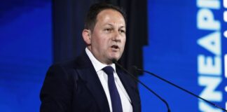 Άρση Ασυλίας Βουλευτών ΝΔ: Ο Πέτσας Εξαγγέλλει Επιλεκτική Ψήφιση