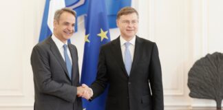 Μητσοτάκης-Ντομπρόβσκις: Σοβαρή συζήτηση για ελληνικό χρέος & κρίση στη Μ.Ανατολή