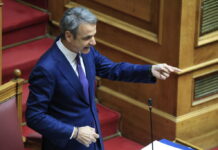 Μητσοτάκης: Οργισμένη απάντηση στη Βουλή κατά αντιπολίτευσης – «Δολοφονικός βούρκος»