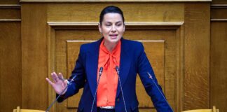 Νομοθετική Απείθαρχία: Η Κυβέρνηση Αδιαφορεί για Υποδομές και Περιφέρεια