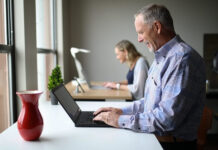 Αναιμία & Άνοια: Νέα Έρευνα Συνδέει την Έλλειψη Αιμοσφαιρίνης με Αυξημένο Κίνδυνο σε Άτομα Άνω των 60