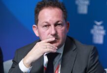 Πέτσας: Ψηφοφορία κατά περίπτωση για άρση ασυλίας – Ερωτήματα για την Ευρωπαϊκή Εισαγγελία