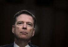 Κόμεϊ: Κατηγορίες εναντίον Τραμπ λόγω φωτογραφίας – «Πιστεύω στη Δικαιοσύνη»