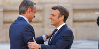 Μακρόν στην Αθήνα: Αμυντική συμφωνία, Ορμούζ & οικονομικές συνεργασίες
