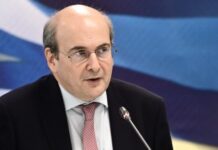 Χατζηδάκης: Η Ελλάδα αντέχει – Στήριξη πολιτών & επιχειρήσεων εν μέσω κρίσης
