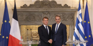 Μακρόν – Μητσοτάκης: Live συζήτηση για ελληνογαλλικές επενδύσεις