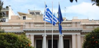 Κυβερνητικές πηγές: Αδικαιολόγητος ο εκνευρισμός του ΠΑΣΟΚ για Ανδρουλάκη