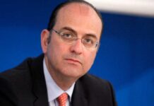 Παραίτηση Λαζαρίδη: Αποχώρησε από υφυπουργός μετά από θέματα με βεβαίωση σπουδών