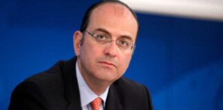 Παραίτηση Λαζαρίδη: Αποχώρησε από υφυπουργός μετά από θέματα με βεβαίωση σπουδών
