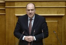 Λαζαρίδης: Το παρασκήνιο της παραίτησης – Κρίσιμη επικοινωνία με το Μαξίμου
