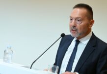 Στουρνάρας: Θετικές προοπτικές για την Ελλάδα παρά την αβεβαιότητα