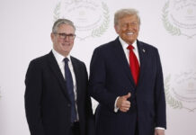 Τραμπ: Απειλή δασμών στη Βρετανία για φόρους σε τεχνολογικούς κολοσσούς