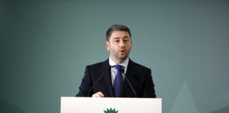 ΠΑΣΟΚ: Ανδρουλάκης στην Κ.Π.Ε. για αναδιατάξεις και νέες ισορροπίες