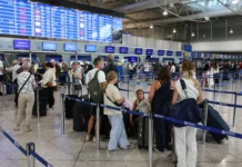 Εξαιρούνται οι Βρετανοί τουρίστες στην Ελλάδα από τον βιομετρικό έλεγχο, προβληματισμός στην ΕΕ