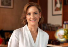 Φιλίππα Καρσερά: Διεκδικεί θέση Πρέσβη – Τα νούμερα του μισθού της