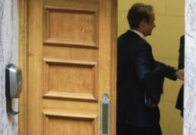 ΠΑΣΟΚ: Πιέσεις στη ΝΔ για εξεταστική – Τι κίνδυνο αντιμετωπίζει το Μαξίμου;