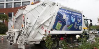 Θεσσαλονίκη: Άστεγος κοιμόταν σε κάδο σκουπιδιών – Σχέδον τραγικό περιστατικό κατά την αποκομιδή