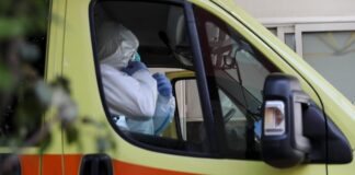 Τραυματιοφορείς ΔΥΠΑ: Αγωνία για ανανέωση συμβάσεων – Καμία δέσμευση από Υπ. Υγείας