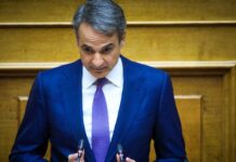 Μητσοτάκης κατά Κωνσταντοπούλου: «Μόνη αρχηγός που υιοθέτησε αθλιότητες για την κόρη μου»