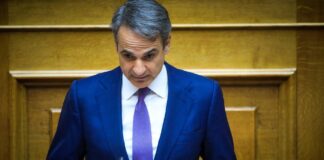 Μητσοτάκης κατά Κωνσταντοπούλου: «Μόνη αρχηγός που υιοθέτησε αθλιότητες για την κόρη μου»