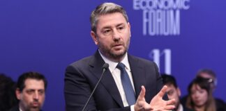 Ανδρουλάκης: "Όχι" σε Τσίπρα και Νέα Δημοκρατία – Επίθεση σε "μεσσιανικά" στοιχεία