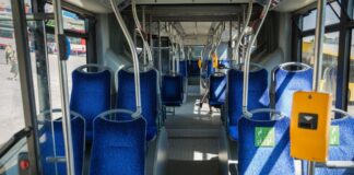 Ηλικιωμένη ξέχασε τσάντα με 30.000, χρυσές λίρες και κοσμήματα μέσα στο λεωφορείο και της επιστράφηκε ανέγγιχτη -kalimera-ellada.gr