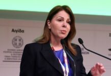 Παπακώστα: «Ποτέ δεν άσκησα πίεση, ούτε παράνομη μεταχείριση»