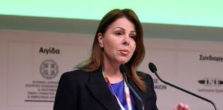 Παπακώστα: «Ποτέ δεν άσκησα πίεση, ούτε παράνομη μεταχείριση»