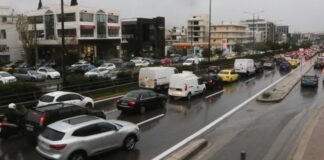 Βροχή: Χάος στους δρόμους της Αθήνας – Συναγερμός σε Κηφισό, Αττική Οδό