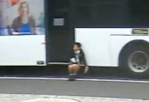 Ανατριχιαστικό περιστατικό: 12χρονος κρεμόταν από πόρτα λεωφορείου 350 μέτρα!