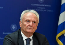 Υφυπουργός προκαλεί αντιδράσεις: «Τοξικότητα» αιτία της Χούντας, δηλώνει ο Ανδριανός