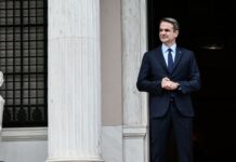 Εσωκομματικές τριβές στη Ν.Δ.: Ποιοι προετοιμάζουν νέες κινήσεις για δημογραφικό και διαφάνεια