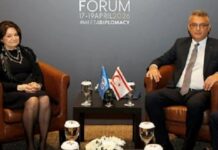 ΟΗΕ: Δεν αλλάζει στάση για Κυπριακό μετά από φωτογραφία