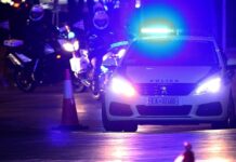 Νέος Κόσμος: Μητέρα κατήγγειλε τον γιο της για ενδοοικογενειακή βία, μεγάλη αστυνομική επιχείρηση σε εξέλιξη