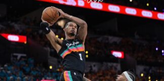 Γουεμπανιάμα: Ο "εξωγήινος" έσπασε ρεκόρ του Τιμ Ντάνκαν στην πρεμιέρα των Σπερς