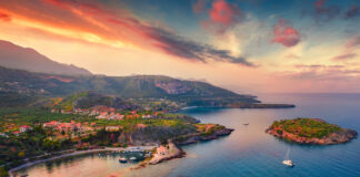 Καρδαμύλη: Η ανοιξιάτικη απόδραση που συνδυάζει θάλασσα και βουνό