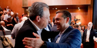 Διάψευση από κύκλους Τσίπρα: Ούτε συνάντηση, ούτε επικοινωνία με Φάμελλο