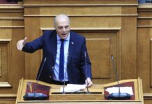 Βελόπουλος: Κυβέρνηση μοιράζει "δώρο" από υπερφορολόγηση – Σκάνδαλα στην πολιτική